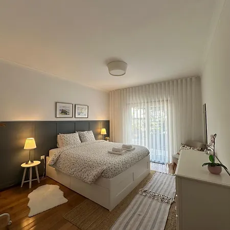 Casa Camelias אבאירו